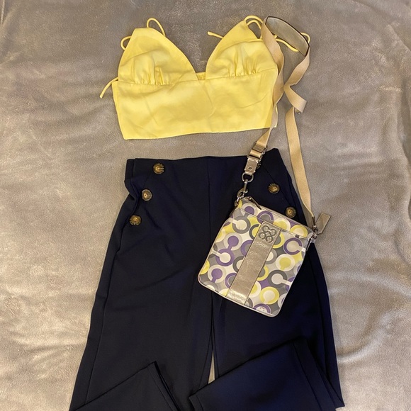 BBJ Los Angeles Pants - Must have- BBJ Los Angeles high waisted dark navy blue pants